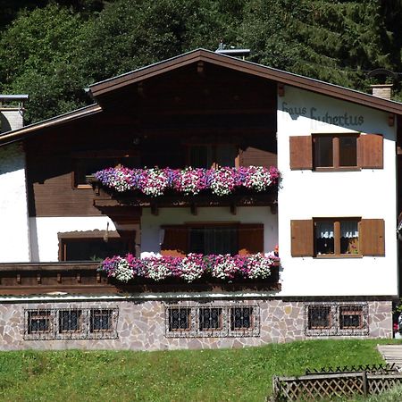 Haus Hubertus Sankt Leonhard im Pitztal Exterior foto
