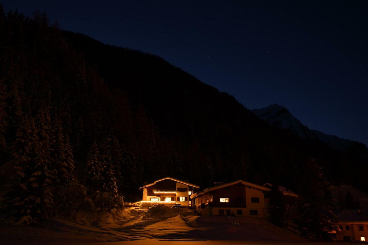 Haus Hubertus Sankt Leonhard im Pitztal Exterior foto
